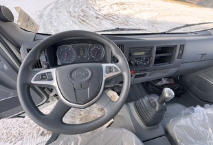 JAC N90-S (9т) БУНКЕРОВОЗ 8 м³